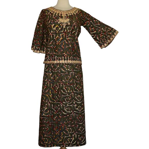 Vintage 70s Embroidered Batik Blouse & Wrap Skirt Set, Two Piece Ensemble, XS S - Picture 5 of 10